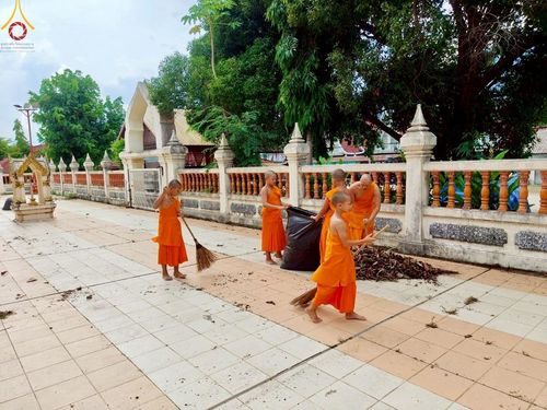 ภาพ No.218202:วันอังคารที่ 16 เมษายน พ.ศ. 2568 กิจกรรมสามเณรเดินธรรมยาตรา ในโครงการบรรพชา สามเณรภาคฤดูร้อนปี 2568 ศูนย์ปฏิบัติธรรมเขาคิชฌกูฏ จันทบุรี