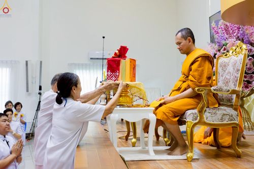 ภาพ No.232922:วันที่ 8  กรกฏาคม พ.ศ. 2568 สัมมนาคณะสงฆ์โซนภาคตะวันตก เพื่อฟื้นฟูพระพุทธศาสนา โครงการทอดกฐิน 30,000 วัดทั่วไทย ประจำปีพุทธศักราช 2568 ณ ศูนย์ปฏิบัติธรรมพระมงคลเทพมุนี อ.สองพี่น้อง จ.สุพรรณบุรี