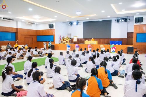 ภาพ No.106596:วันรวมพลังเด็กดี V-star ผู้นำฟื้นฟูศีลธรรมโลก จังหวัดสมุทรสาคร วันพฤหัสบดีที่ 28 ธันวาคม พ.ศ. 2566 ณ โรงเรียนสมุทรสาครวิทยาลัย อำเภอเมือง จังหวัดสมุทรสาคร