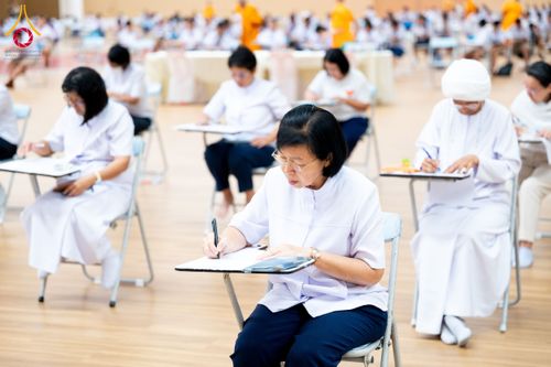ภาพ No.177817:พิธีสอบธรรมสนามหลวง ธรรมศึกษาชั้นตรี โท เอก วันศุกร์ที่ 22 พฤศจิกายน พ.ศ. 2567 ณ สนามสอบวัดพระธรรมกาย จ.ปทุมธานี