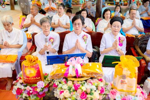 ภาพ No.251864:วันที่ 8 ตุลาคม พ.ศ. 2568 พิธีทอดกฐินสามัคคีทั่วไทย 30,000 วัด โดยคณะศิษยานุศิษย์ บูชาธรรม 81 ปี หลวงพ่อธัมมชโย ณ วัดโคกบำรุงราษฎร์ อ.ดำเนินสะดวก จ.ราชบุรี