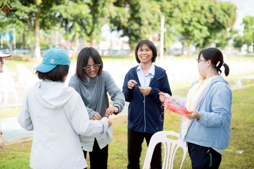 ภาพ No.239736:วันที่ 16-17 สิงหาคม พ.ศ. 2568 การปฏิบัติหน้าที่ของเจ้าหน้าที่ทุกสถานะ เพื่องานพิธีอัญเชิญรูปเหมือนพระมงคลเทพมุนี (สด จันทสโร) และพิธีกดปุ่มอัญเชิญรูปเหมือน พระมงคลเทพมุนี (สด จันทสโร) ณ มหาวิหารแก้วพระมงคลเทพมุนี ศูนย์ปฏิบัติธรรมแก้วเมืองเลย จ.เลย