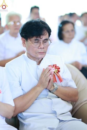 ภาพ No.168108:พิธีทอดกฐิน ณ วัดโตนด จ.นนทบุรี ในโครงการกฐินสามัคคีทั่วไทย 30,000 วัด บูชาธรรม 80 ปี หลวงพ่อธัมมชโย โดยคณะศิษยานุศิษย์วัดพระธรรมกาย วันที่ 20 ตุลาคม พ.ศ. 2567