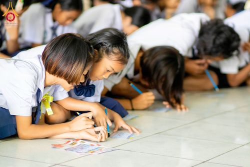 ภาพ No.184340:กิจกรรมวันรวมพลังเด็กดี V-Star ผู้นำฟื้นฟูศีลธรรมโลก ในวันที่ 11 ธันวาคม พ.ศ. 2567 ณ วิทยาลัยเทคโนโลยีบริหารธุรกิจ จังหวัดชัยภูมิ