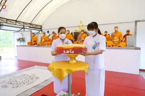 ภาพ No.76855:พิธีทอดผ้าป่าแก้วสำเร็จ เพื่อปูพื้นอาคารอเนกประสงค์ทั้ง 4 หลัง วันอาทิตย์ที่ 26 กุมภาพันธ์ พ.ศ. 2566 ณ ศูนย์ปฏิบัติธรรมนานาชาติเบตง จ.ยะลา