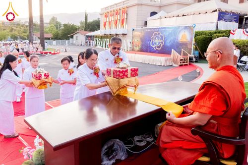 ภาพ No.225695:วันอาทิตย์ที่ 11 พฤษภาคม พ.ศ. 2568 วัดพระธรรมกายแคลิฟอร์เนีย จัดงานวิสาขบูชานานาชาติ และถวายมหาสังฆทานคณะสงฆ์ 120 รูป