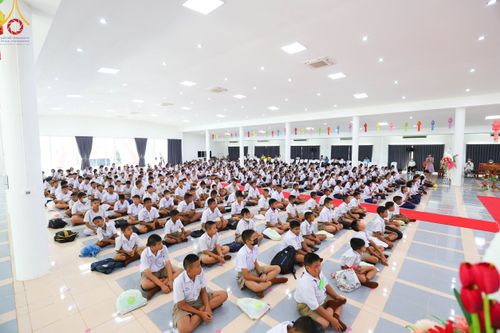 ภาพ No.102592:วันรวมพลังเด็กดี V-Star ผู้นำฟื้นฟูศีลธรรมโลก จังหวัดชุมพร วันที่ 15 ธันวาคม พ.ศ. 2566 ณ ธุดงคสถานชุมพร อ.เมือง จ.ชุมพร