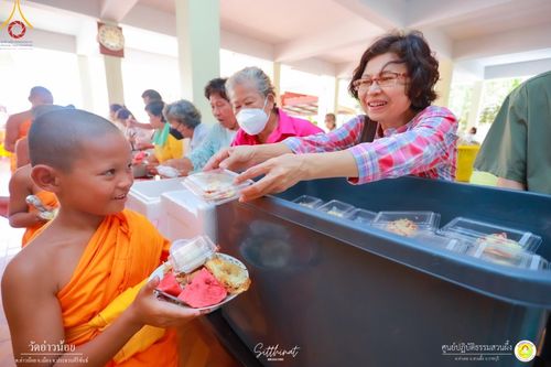 ภาพ No.93759:กิจกรรมสามเณร ศูนย์ปฏิบัติธรรมสวนผึ้ง จ.ราชบุรี ในโครงการบรรพชาสามเณรฟื้นฟูพระพุทธศาสนาทั่วไทย