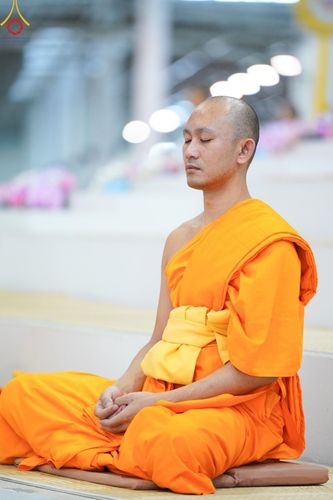 ภาพ No.159137:พิธีบูชาข้าวพระ ในวันอาทิตย์ต้นเดือน วันที่ 6 ตุลาคม พ.ศ. 2567 ณ สภาธรรมกายสากล วัดพระธรรมกาย