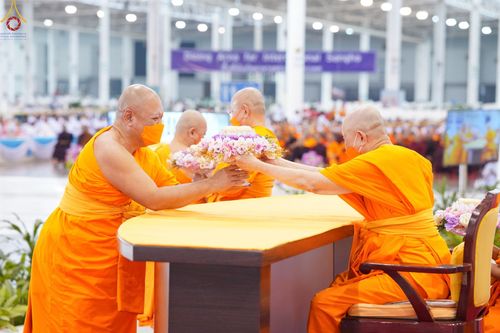 ภาพ No.76987:พิธีหล่อพระบรมพุทธเจ้า ในวันมาฆบูชา อาทิตย์ต้นเดือนที่ 6 มีนาคม พ.ศ. 2566 ณ วัดพระธรรมกาย จ.ปทุมธานี