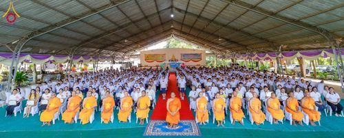 ภาพ No.183897:วันรวมพลังเด็กดี V-Star ผู้นำฟื้นฟูศีลธรรมโลก ครั้งที่ 17 ประจำปี 2567 จังหวัดราชบุรี ในวันที่ 26 พฤศจิกายน พ.ศ. 2567 ณ ศูนย์อบรมเยาวชนผาสุกวนิช อำเภอเมือง จังหวัดราชบุรี