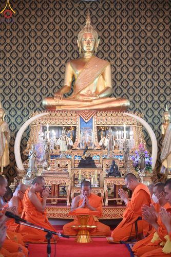 ภาพ No.170634:พิธีทอดกฐิน ณ วัดเรืองยศสุทธาราม เขตบางคอแหลม จ.กรุงเทพมหานคร ในโครงการกฐินสามัคคีทั่วไทย 30,000 วัด บูชาธรรม 80 ปี หลวงพ่อธัมมชโย โดยคณะศิษยานุศิษย์วัดพระธรรมกาย วันที่ 27 ตุลาคม พ.ศ. 2567