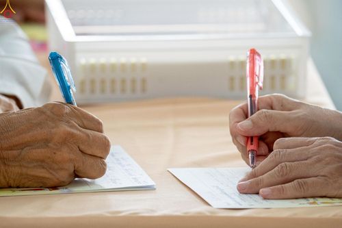 ภาพ No.247361:วันจันทร์ที่ 22 กันยายน พ.ศ. 2568 (วันพระ แรม 15 ค่ำ เดือน 10) พิธีบุพเปตพลี ครั้งที่ 170 ร่วมอุทิศบุญแด่หมู่ญาติที่ล่วงลับไปแล้ว และสืบทอดอายุพระพุทธศาสนา ณ หอฉันคุณยายอาจารย์ฯ วัดพระธรรมกาย