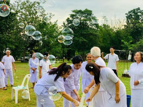 ภาพ No.155824:โครงการ อุบาสกแก้ว อุบาสิกาแก้ว รุ่นที่ 3 ตัวแทนทอดกฐินสามัคคีทั่วไทย 30,000 วัด ระหว่างวันที่ 20-22 กันยายน พ.ศ. 2567 ณ ศูนย์ปฏิบัติธรรมและศูนย์อบรมเยาวชนเพชรบุรี ตำบลท่าแลง อำเภอท่ายาง จังหวัดเพชรบุรี