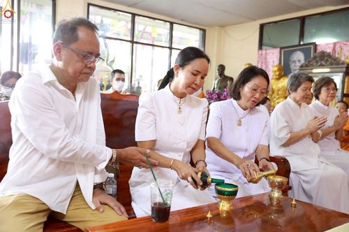 ภาพ No.259206:วันที่ 19 ตุลาคม พ.ศ. 2568 พิธีทอดกฐินสามัคคีทั่วไทย 30,000 วัด โดยคณะศิษยานุศิษย์ บูชาธรรม 81 ปี หลวงพ่อธัมมชโย ณ วัดตะเข้ (โคกพระเถร) แขวงบางระมาด  เขตตลิ่งชัน กรุงเทพมหานคร