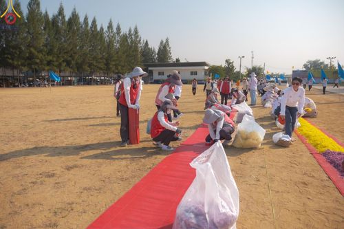 ภาพ No.202946:V.51 สารพัดV สารพัดดี ที่คลองบางนางแท่น ในโครงการธรรมยาตรา กตัญญูบูชา มหาปูชนียาจารย์ พระมงคลเทพมุนี(สด จนฺทสโร) พระผู้ปราบมาร อนุสรณ์สถาน 7 แห่ง ปีที่ 13 ระหว่างวันที่ 2-31 มกราคม พ.ศ. 2568