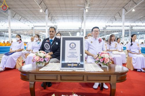 ภาพ No.124538:พิธีถวายรางวัล Guinness World Records "สถิตินั่งสมาธิและร่วมลงชื่อเพื่อสร้างสันติภาพโลก ด้วยจำนวนคนที่มากที่สุดในโลก" ณ สภาธรรมกายสากล วัดพระธรรมกาย วันมาฆบูชา เสาร์ที่ 24 กุมภาพันธ์ พ.ศ. 2567