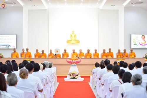 ภาพ No.230054:วันพฤหัสบดีที่ 26 มิถุนายน พ.ศ. 2568 พิธีทอดผ้าป่าฉลองอาคารชุดศูนย์ปฏิบัติธรรมน้ำใสใจสว่าง น้อมบูชาธรรมอายุวัฒนะมงคล 81 ปี หลวงพ่อธัมมชโย ณ ศูนย์ปฏิบัติธรรมน้ำใสใจสว่าง เขตบางกอกน้อย กรุงเทพมหานคร