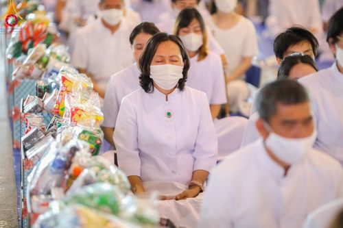 ภาพ No.92090:พิธีตักบาตร ในวันทอดกฐินสามัคคี ประจำปีพุทธศักราช 2566 วันอาทิตย์ต้นเดือนที่ 5 พฤศจิกายน พ.ศ. 2566 ณ สภาธรรมกายสากล วัดพระธรรมกาย จ.ปทุมธานี