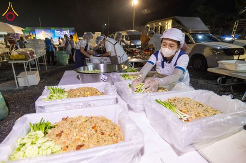 ภาพ No.118021:พิธีถวายภัตตาหารเป็นสังฆทาน แด่คณะพระธรรมยาตรา ปีที่ 12 วันที่ 24 มกราคม พ.ศ. 2567 ณ อนุสรณ์สถานบางนางแท่น จ.นครปฐม