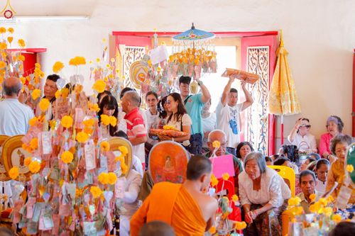 ภาพ No.260370:วันที่ 19 ตุลาคม พ.ศ. 2568 พิธีทอดกฐินสามัคคีทั่วไทย 30,000 วัด โดยคณะศิษยานุศิษย์ บูชาธรรม 81 ปี หลวงพ่อธัมมชโย ณ วัดไชยธาราราม ต.ฉลอง อ.เมืองภูเก็ต จ.ภูเก็ต