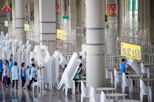 ภาพ No.217602:วันที่ 2-14 เมษายน พ.ศ. 2568 เจ้าหน้าที่เตรียมงานวันคุ้มครองโลก ชุดที่ 1 วัดพระธรรมกาย จ.ปทุมธานี