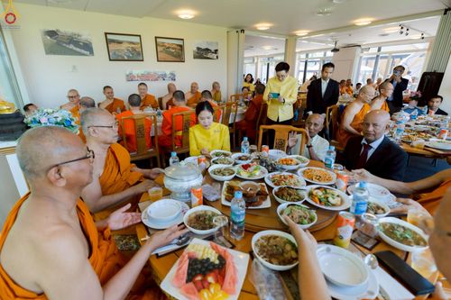 ภาพ No.234134:วันที่ 19 กรกฎาคม พ.ศ. 2568 พิธีเจริญพระพุทธมนต์ ถวายพระพรชัยมงคล แด่พระบาทสมเด็จพระวชิรเกล้าเจ้าอยู่หัว โดยพระราชวชิรศาสนวิเทศ และคณะสงฆ์  , การประชุมสหภาพพระธรรมทูตไทยในทวีปยุโรป (ส.ธ.ย.) เขต 3 สมัยวิสามัญ ครั้งที่ 2/2568  ณ วัดไทยนอร์เวย์