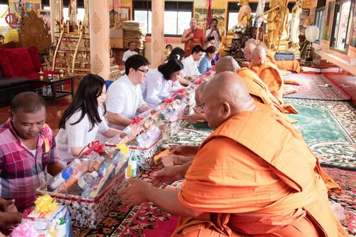 ภาพ No.100489:พิธีทอดกฐินสามัคคีทั่วไทย 5,000 วัด ณ วัดโป่งสะเก็ด จ.ชลบุรี วันที่ 26 พฤศจิกายน พ.ศ. 2566