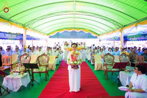 ภาพ No.175452:พิธีทอดกฐินสามัคคี ณ ศูนย์ปฏิบัติธรรมแก้วมงคลสกลนคร(หนองหาร) ต.ท่าแร่ อำเภอเมือง จังหวัดสกลนคร วันที่ 15 พฤศจิกายน พ.ศ. 2567