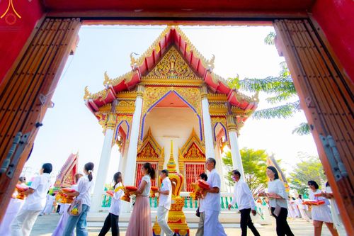 ภาพ No.189291:พิธีทอดผ้าป่าทำนุบำรุงศาสนสถาน ในโครงการธรรมยาตรา กตัญญูบูชา มหาปูชนียาจารย์ พระมงคลเทพมุนี(สด จนฺทสโร) พระผู้ปราบมาร อนุสรณ์สถาน 7 แห่ง ปีที่ 13 ณ วัดใหม่นพรัตน์  ต.เนินพระปรางค์ อ.สองพี่น้อง จ.สุพรรณบุรี วันที่ 5 มกราคม พ.ศ. 2568