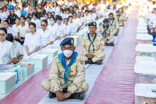 ภาพ No.131793:พิธีถวายสังฆทาน 323 วัด 4 จังหวัดชายแดนภาคใต้ ปีที่ 20 ครั้งที่ 167 และ พิธีมอบกองทุนหนุนแรงใจช่วยครูใต้ ปีที่ 17 ครั้งที่ 132 วันเสาร์ที่ 23 มีนาคม พ.ศ. 2567 ณ วัดมุจลินทวาปีวิหารพระอารามหลวง อ.หนองจิก จ.ปัตตานี