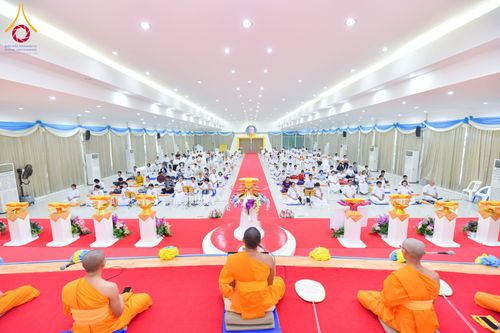 ภาพ No.171607:พิธีทอดกฐิน ณ ศูนย์ปฏิบัติธรรมและศูนย์อบรมเยาวชนเพชรบุรี ในโครงการกฐินสามัคคีทั่วไทย 30,000 วัด บูชาธรรม 80 ปี หลวงพ่อธัมมชโย โดยคณะศิษยานุศิษย์วัดพระธรรมกาย วันที่ 27 ตุลาคม พ.ศ. 2567