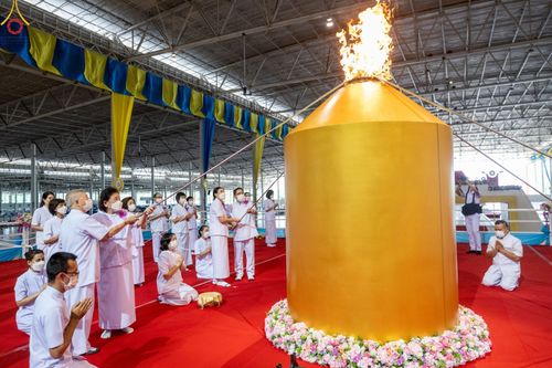 ภาพ No.88581:พิธีจุดเทียนใจ ไฟนิรันดร์ อนันตชัย วันอาทิตย์ที่ 24 กันยายน พ.ศ. 2566 ณ สภาธรรมกายสากล วัดพระธรรมกาย