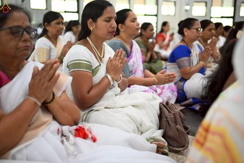 ภาพ No.263277:วันที่ 14 ตุลาคม พ.ศ. 2568 กฐินวัดถ้ำพุทธตรีรัศมี เมืองนาสิก รัฐมหาราษฎร์ ประเทศอินเดีย 