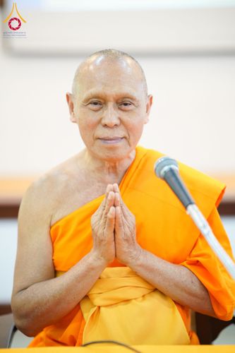 ภาพ No.176568:ชมรมกำนัน ผู้ใหญ่บ้านฯ อ.คลองหลวง ทอดผ้าป่าสมทบโครงการกฐินสามัคคีทั่วไทย 30,000 วัด วันที่ 4 พฤศจิกายน พ.ศ. 2567 ณ วัดพระธรรมกาย อ.คลองหลวง จ.ปทุมธานี