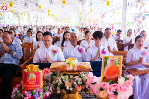 ภาพ No.176500:พิธีทอดกฐิน ณ วัดศิริธรรมวนาราม ต.หนองคอนไท อ.ภูเขียว จ.ชัยภูมิ ในโครงการกฐินสามัคคีทั่วไทย 30,000 วัด บูชาธรรม 80 ปี หลวงพ่อธัมมชโย โดยคณะศิษยานุศิษย์วัดพระธรรมกาย วันที่ 28 ตุลาคม พ.ศ. 2567
