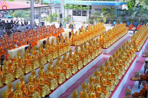 ภาพ No.186395:พิธีบรรจุพระบรมสารีริกธาตุ และพิธีพุทธาภิเษกองค์พระประธาน 150 องค์  ส่งประดิษฐาน ณ ดินแดนพุทธภูมิ อินเดีย-เนปาล ณ วัดประยูรธรรมาราม อ.ลำลูกกา จ.ปทุมธานี วันอาทิตย์ที่ 15 ธันวาคม พ.ศ. 2567