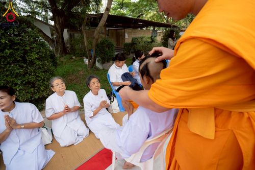 ภาพ No.278221:วันศุกร์ที่ 5 ธันวาคม พ.ศ. 2568 (วันพ่อแห่งชาติ) พิธีบรรพชาอุปสมบทหมู่ธรรมทายาท จำนวน 16 รูป โครงการบรรพชาอุปสมบทหมู่ รุ่นบูชาธรรมมหาปูชนียาจารย์ ประจำปี 2568  ณ ศูนย์ปฏิบัติธรรมและอบรมเยาวชนพระนครศรีอยุธยา จ.พระนครศรีอยุธยา