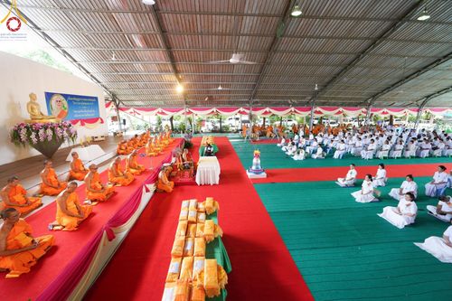 ภาพ No.152349:พิธีถวายมหาสังฆทานแด่พระภิกษุสงฆ์จำนวน 400 รูป ปีที่ 20 ณ ศูนย์อบรมเยาวชนผาสุกวนิช จ.ราชบุรี วันเสาร์ที่ 31 สิงหาคม พ.ศ. 2567