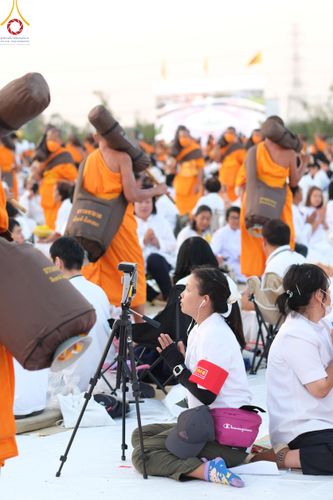 ภาพ No.116930:V.16 เป็นทีม การเตรียมงาน เก็บงาน การรับบุญของเจ้าหน้าที่หน่วยงานต่างๆ เพื่อโครงการธรรมยาตรา กตัญญูบูชามหาปูชนียาจารย์ พระมงคลเทพมุนี (สด จนฺทสโร) พระผู้ปราบมาร อนุสรณ์สถาน 7 แห่ง ปีที่ 12 ระหว่างวันที่ 2 - 31 มกราคม พ.ศ. 2567