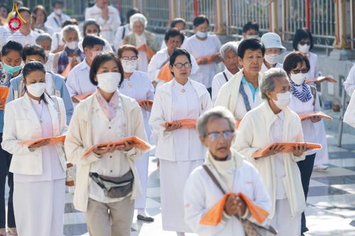 ภาพ No.200002:พิธีทอดผ้าป่าทำนุบำรุงศาสนสถาน ณ วัดบางไผ่นารถ ตำบลบางไทรป่า อำเภอบางเลน จังหวัดนครปฐม ในโครงการธรรมยาตรา กตัญญูบูชา มหาปูชนียาจารย์ พระมงคลเทพมุนี(สด จนฺทสโร) พระผู้ปราบมาร อนุสรณ์สถาน 7 แห่ง ปีที่ 13 วันที่ 22 มกราคม พ.ศ. 2568