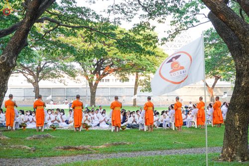 ภาพ No.80102:พิธีตัดปอยผมและปลงผมนาคธรรมทายาท โครงการอุปสมบทหมู่ธรรมทายาท พุทธศาสตร์สากลรุ่นที่ 7 (ภาคฤดูร้อน) วันอาทิตย์ที่ 9 เมษายน พ.ศ.2566