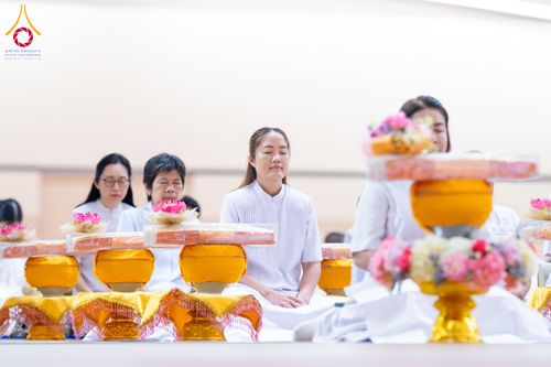 ภาพ No.313651:วันอาทิตย์ที่ 15 มีนาคม พ.ศ. 2569 พิธีร่วมบุญบรรพชาสามเณร 5000 รูป ณ ห้องแก้วสารพัดนึก 2 สภาธรรมกายสากล วัดพระธรรมกาย