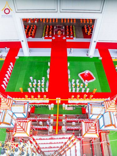 ภาพ No.316525:วันอาทิตย์ที่ 29 มีนาคม พ.ศ. 2569 พิธีทอดผ้าบังสุกุลและพิธีชำระร่าง โยมพ่อณรงค์ จินตมากุล  สิริอายุ 99 ปี 11 เดือน โยมบิดา พระครูปลัดรัตนวีรวัฒน์ (รังสฤษดิ์ อิทฺธิจินตโก) ที่ปรึกษาเจ้าคณะจังหวัดปทุมธานี เจ้าอาวาสวัดพระธรรมกาย  ณ ฌาปนสถานชั่วคราว ทางเข้า 