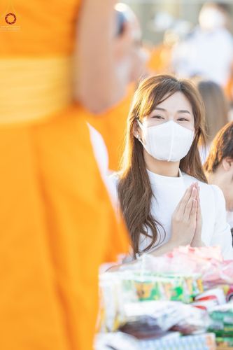 ภาพ No.68739:พิธีตักบาตรฉลองพระใหม่ วันที่ 1 มกราคม พ.ศ. 2566 ณ วัดพระธรรมกาย จ.ปทุมธานี