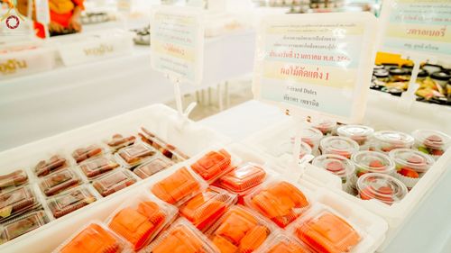 ภาพ No.70427:พิธีถวายภัตตาหารเป็นสังฆทาน แด่คณะพระธรรมยาตราฯ ในโครงการธรรมยาตราฯ ปีที่ 11 ณ อนุสรณ์สถานคลองบางนางแท่น อ.สามพราน จ.นครปฐม วันที่ 12 มกราคม พ.ศ. 2566