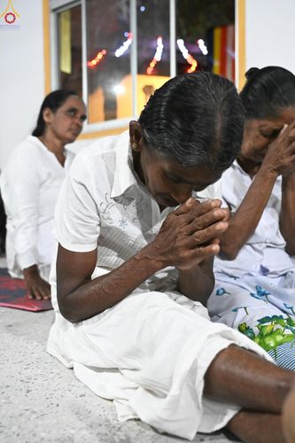 ภาพ No.278890:วันที่ 1 พฤศจิกายน  2568 กฐินสมทบวัดต่างประเทศ โดยคณะศิษยานุศิษย์ บูชาธรรม 81 ปี หลวงพ่อธัมมชโย กฐินช้างศรีลังกา  ณ วัดสุวรรณวิหาร เขตอาวิซาเวรี ประเทศศรีลังกา