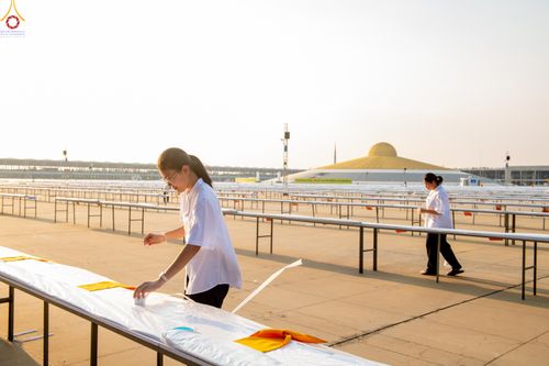 ภาพ No.320309:วันที่ 7-8 เมษายน พ.ศ.2569 การเตรียมงาน ณ ลานธรรม และ งานจราจร เพื่องานถวายมหาสังฆทาน 40,000 กว่าวัดทั่วประเทศ วันคุ้มครองโลก 22 เมษายน พ.ศ.2569 วัดพระธรรมกาย