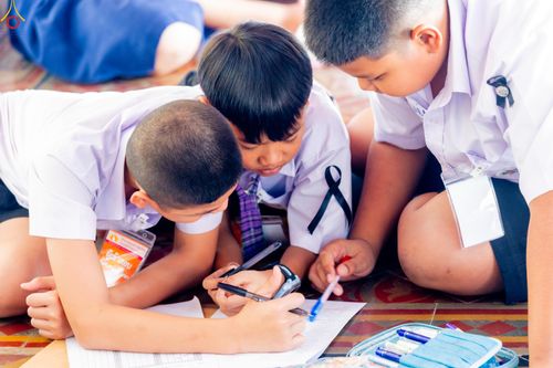 ภาพ No.288959:วันพุธที่ 17 ธันวาคม พ.ศ.2568 กิจกรรมเยาวชนไทยรวมใจทำความดี "เด็กดีมหานคร ต้นแบบด้านศีลธรรม" แข่งขันสอบตอบปัญหาศีลธรรมในพระพุทธศาสนา ครั้งที่ 7 และวันรวมพลังเด็กดี V-Star ประจำปี 2568 ณ วัดมหาธาตุยุวราชรังสฤษฎิ์ราชวรมหาวิหาร กรุงเทพมหานคร