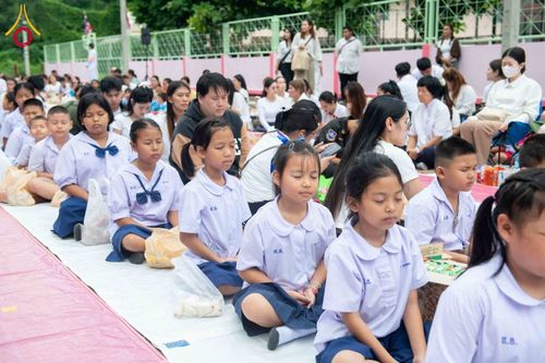 ภาพ No.350009:วันที่ 17 กันยายน พ.ศ. 2569 พิธีตักบาตรเข้าพรรษา 109 รูป ถวายเป็นพระราชกุศลสมเด็จพระบรมราชชนนีพันปีหลวง  ณ โรงเรียนสังข์อ่ำวิทยา อำเภอคลองหลวง จังหวัดปทุมธานี